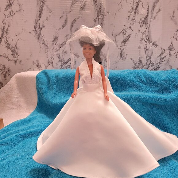 11.5 Barbie clothes - Picture 1 of 2
